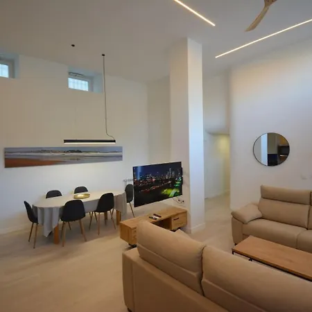 Palazueloft 13 - Cerca De Puerto Chico Apartment